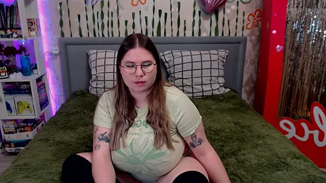 Snapshot of portgas_d_letty chatting on April 3, 2026, 9:43 pm portgas d letty online show from April 3, 2026, 9:43 pm