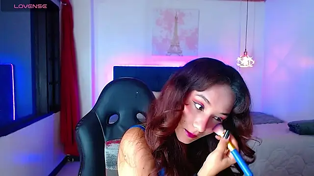 PoisonIvy15  online show from January 13, 2025, 12:41 am