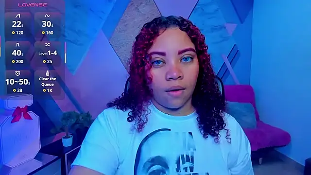 AngelaCoffee online show from October 28, 2025, 3:18 am