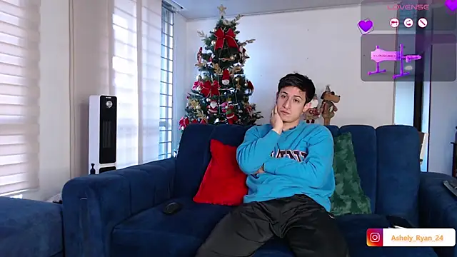 ashely ryan24 online show from November 20, 2025, 9:58 pm