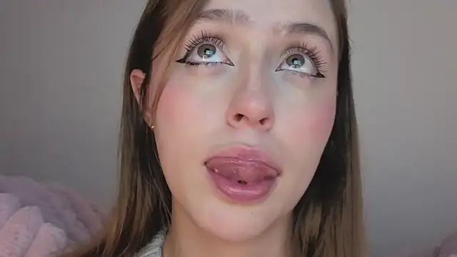 Snapshot of SofiaGc chatting on October 26, 2025, 3:51 am SofiaGc online show from October 26, 2025, 3:51 am