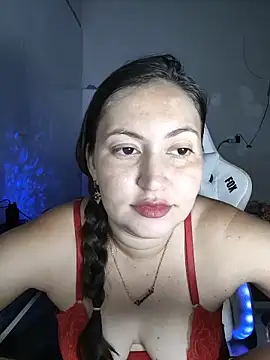 Snapshot of dani123unica chatting on April 15, 2026, 10:43 pm dani123unica online show from April 15, 2026, 10:43 pm