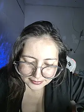 Snapshot of dani123unica chatting on April 5, 2026, 11:39 am dani123unica online show from April 5, 2026, 11:39 am