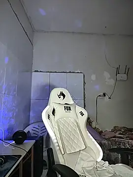 Snapshot of dani123unica chatting on February 5, 2026, 10:44 am dani123unica online show from February 5, 2026, 10:44 am