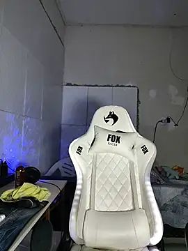 Snapshot of dani123unica chatting on April 2, 2026, 11:06 am dani123unica online show from April 2, 2026, 11:06 am