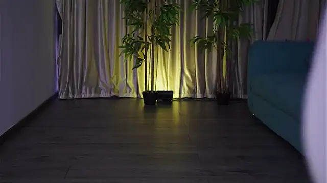 Snapshot of MissKiarra chatting on February 20, 2025, 5:12 am MissKiarra online show from February 20, 2025, 5:12 am