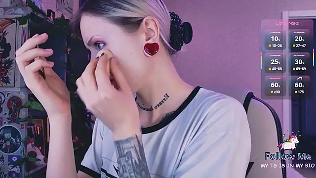 NaniMoore online show from March 5, 2026, 8:16 pm