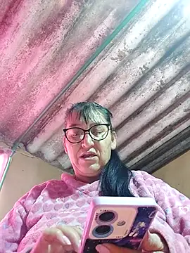 Snapshot of clarita_01 chatting on November 8, 2025, 11:14 am clarita 01 online show from November 8, 2025, 11:14 am