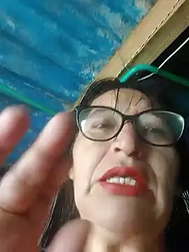 Snapshot of clarita_01 chatting on January 11, 2026, 1:29 pm clarita 01 online show from January 11, 2026, 1:29 pm