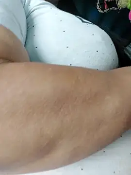 clarita 01 online show from March 12, 2026, 1:04 pm