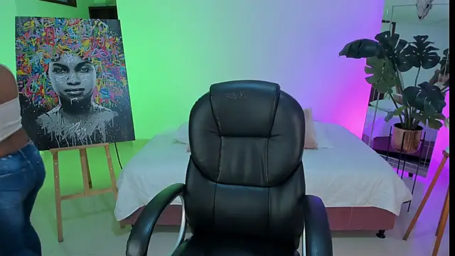 JANYLOVE   online show from February 25, 2026, 10:48 am