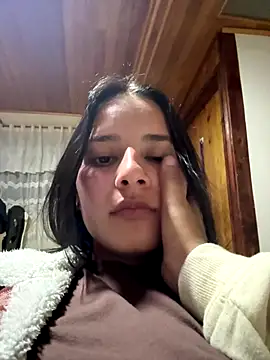 Snapshot of _vaness chatting on October 24, 2025, 5:28 am vaness online show from October 24, 2025, 5:28 am