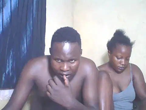 Dark Queenchocolate online show from November 15, 2025, 8:13 pm