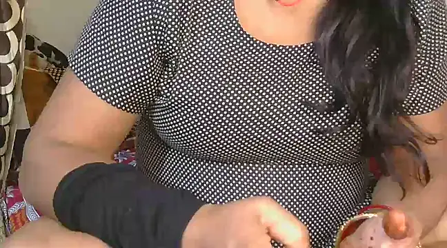 Snapshot of Cute_Ruhi99 chatting on March 1, 2025, 3:05 pm Cute Ruhi99 online show from March 1, 2025, 3:05 pm
