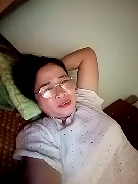 Snapshot of Sexy-asslove90 chatting on October 9, 2025, 8:37 am Sexy-asslove90 online show from October 9, 2025, 8:37 am