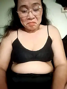 Snapshot of Sexy-asslove90 chatting on October 29, 2025, 6:56 am Sexy-asslove90 online show from October 29, 2025, 6:56 am