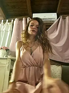 vampvanna23 online show from June 28, 2026, 10:16 pm