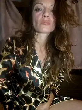 vampvanna23 online show from June 19, 2026, 1:00 am