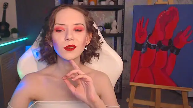 FascinatingEyess online show from December 3, 2025, 6:29 pm