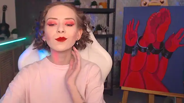 FascinatingEyess online show from February 8, 2026, 9:23 pm