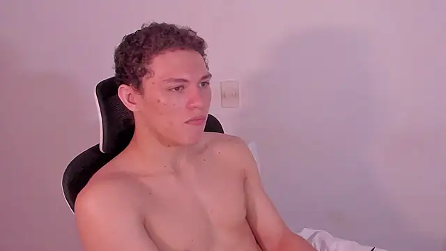 Snapshot of laurent_nova chatting on March 29, 2026, 7:10 am laurent nova online show from March 29, 2026, 7:10 am