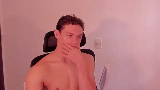 Snapshot of laurent_nova chatting on March 20, 2026, 9:05 pm laurent nova online show from March 20, 2026, 9:05 pm