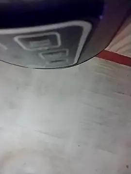 brownfeet online show from February 15, 2025, 5:19 am