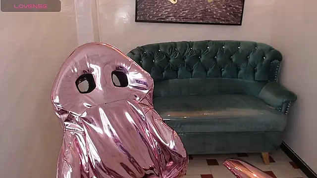  lucy v online show from March 7, 2025, 3:29 am