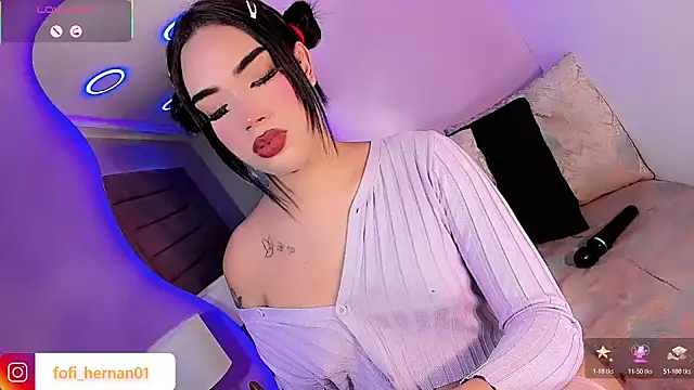 Snapshot of Sofi_hdz chatting on May 25, 2026, 9:02 pm Sofi hdz online show from May 25, 2026, 9:02 pm