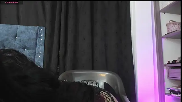 katia  dann online show from April 3, 2026, 2:51 am