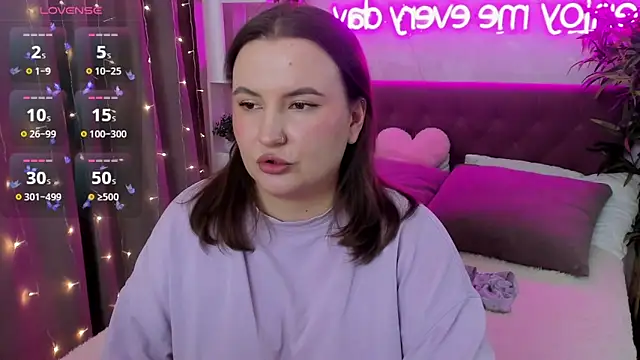 FeralPeach online show from March 22, 2026, 6:37 am