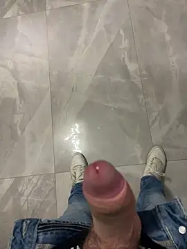 -Manu-85 online show from March 19, 2026, 10:21 pm