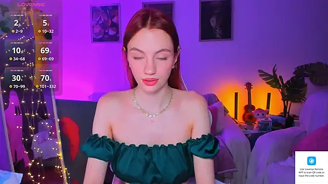 Alyssa Smitt online show from September 10, 2025, 11:59 pm