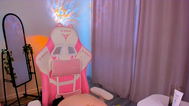 Snapshot of Eva_Davi chatting on March 27, 2026, 8:26 am Eva Davi online show from March 27, 2026, 8:26 am