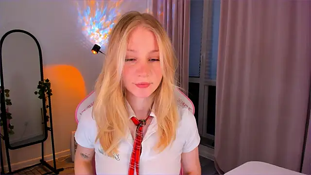 Snapshot of Eva_Davi chatting on March 28, 2026, 3:07 am Eva Davi online show from March 28, 2026, 3:07 am