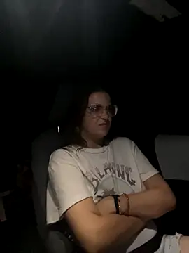 SafeinouterSpace online show from November 7, 2025, 3:22 am