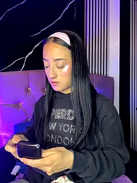 Ady 18 online show from November 16, 2025, 7:07 pm