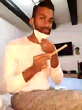 KeptupInosine online show from March 7, 2025, 2:12 pm