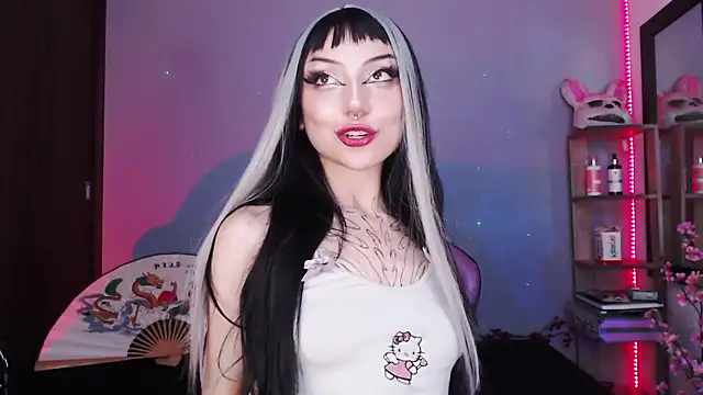 catipetite online show from February 20, 2025, 11:32 pm