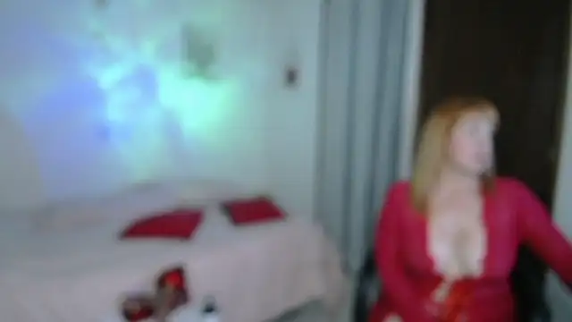 Snapshot of vanessalat chatting on February 24, 2026, 11:27 pm vanessalat online show from February 24, 2026, 11:27 pm