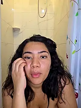 Watagatapitusberry1 online show from November 15, 2025, 2:04 am