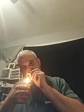 Snapshot of silkstroker6981 chatting on March 2, 2026, 6:25 am silkstroker6981 online show from March 2, 2026, 6:25 am