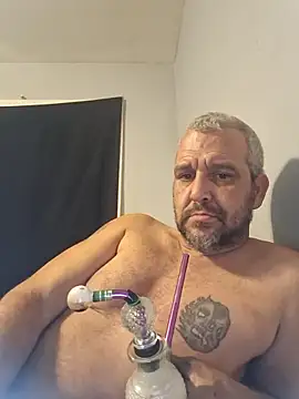 Snapshot of silkstroker6981 chatting on January 13, 2026, 10:41 am silkstroker6981 online show from January 13, 2026, 10:41 am