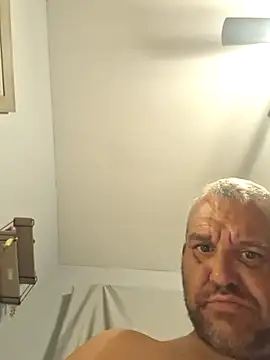 Snapshot of silkstroker6981 chatting on September 19, 2025, 11:03 am silkstroker6981 online show from September 19, 2025, 11:03 am