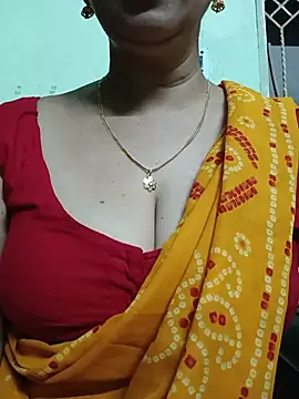 Rosy-B online show from July 28, 2026, 5:45 pm