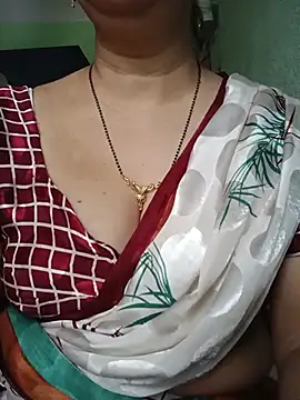 Rosy-B online show from July 12, 2026, 12:33 am