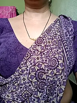 Rosy-B online show from April 17, 2026, 9:56 am