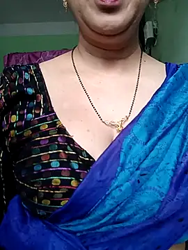 Snapshot of Rosy-B chatting on March 18, 2025, 12:51 am Rosy-B online show from March 18, 2025, 12:51 am