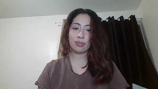 LorenaAnderson online show from February 23, 2025, 1:42 pm