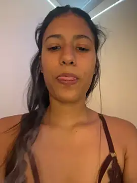 Valentinabaker online show from March 6, 2026, 5:08 pm